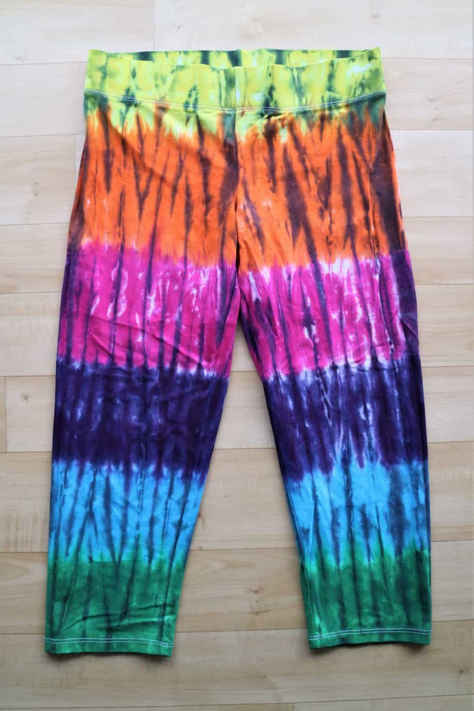 Rainbow tie-dyed leggings